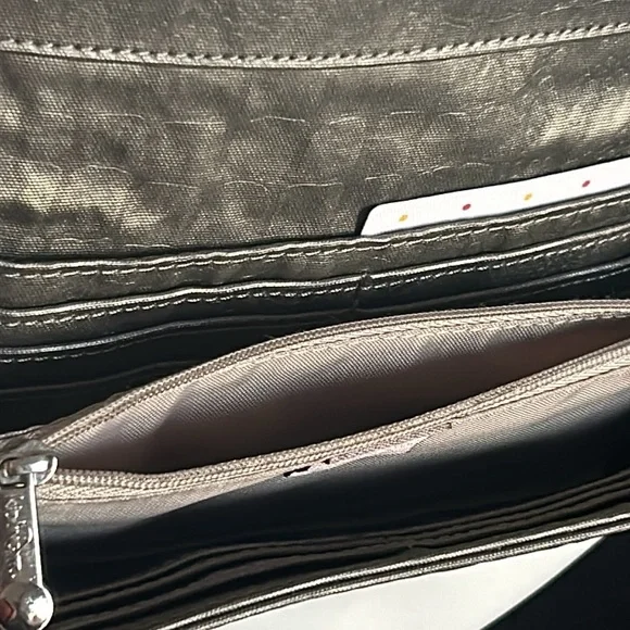 New Kipling Zuma Metallic Pewter Croc Embossed Crossbody Travel Organizer - Picture 7 of 13